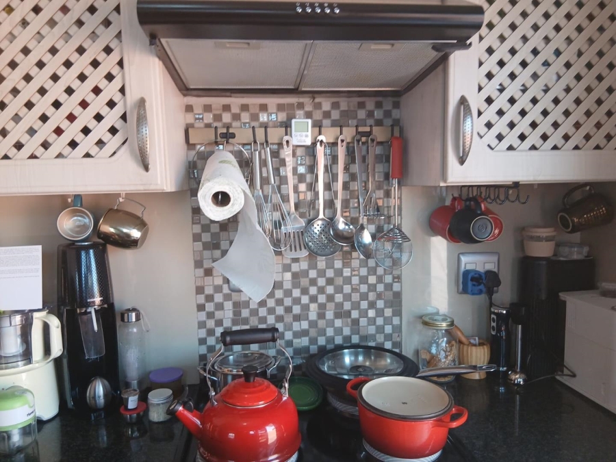 3 Bedroom Property for Sale in Roodekop Gauteng