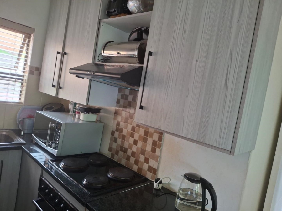 2 Bedroom Property for Sale in Kibler Park Gauteng