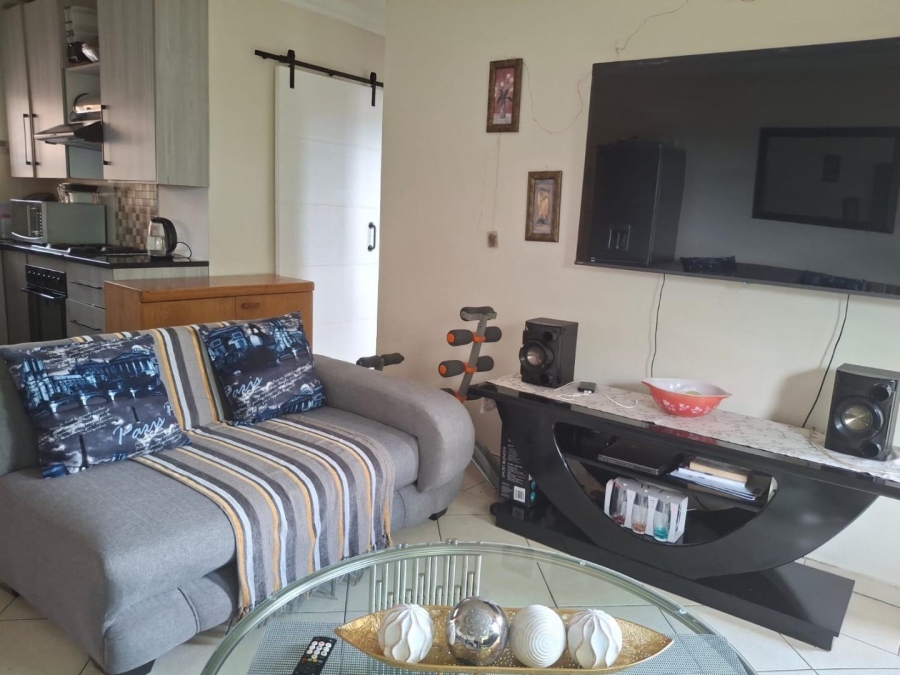 2 Bedroom Property for Sale in Kibler Park Gauteng