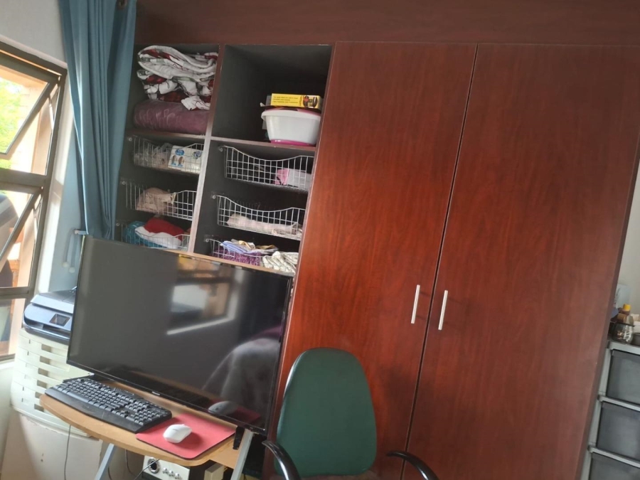 2 Bedroom Property for Sale in Kibler Park Gauteng