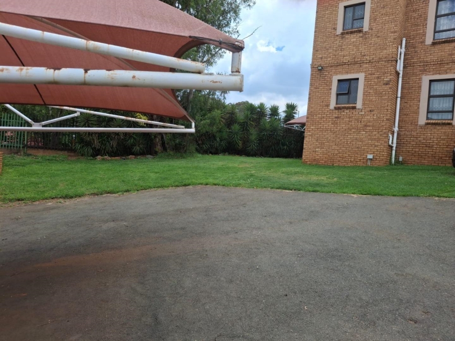 2 Bedroom Property for Sale in Kibler Park Gauteng