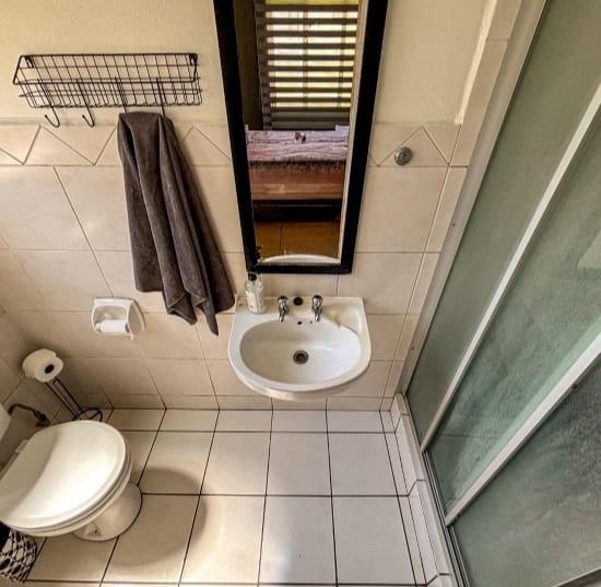 2 Bedroom Property for Sale in Mondeor Gauteng