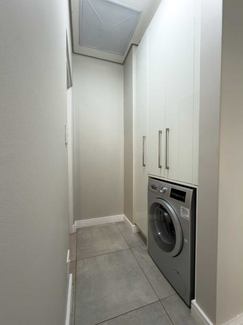 2 Bedroom Property for Sale in Eye of Africa Gauteng