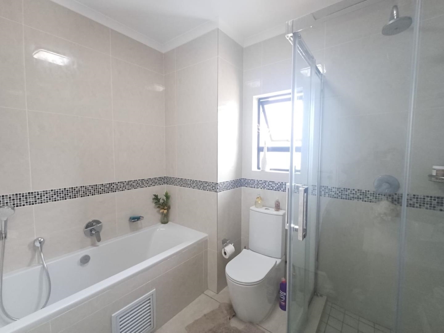 2 Bedroom Property for Sale in Noordhang Gauteng