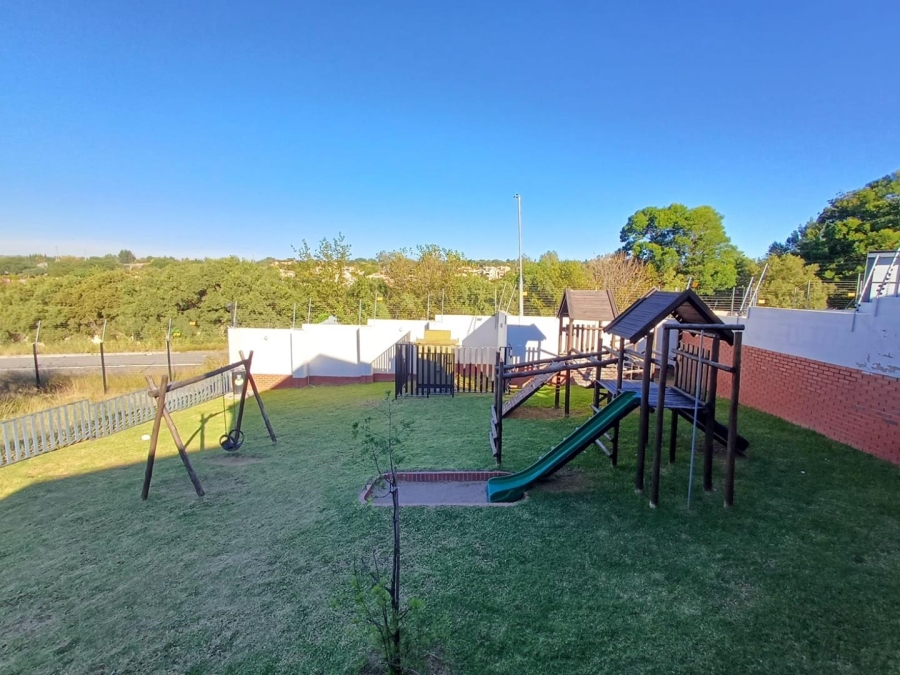 2 Bedroom Property for Sale in Noordhang Gauteng