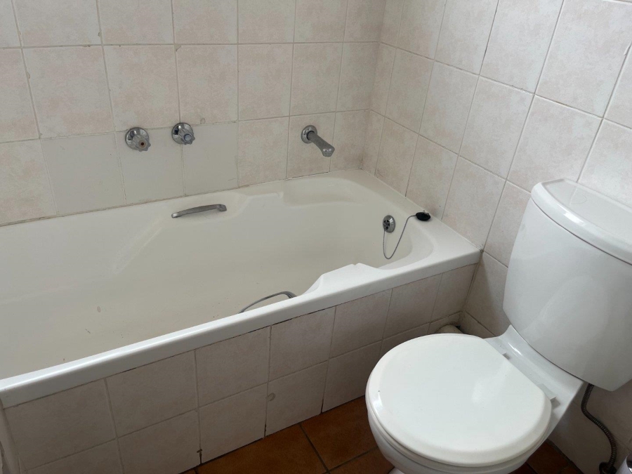 2 Bedroom Property for Sale in Ferndale Gauteng