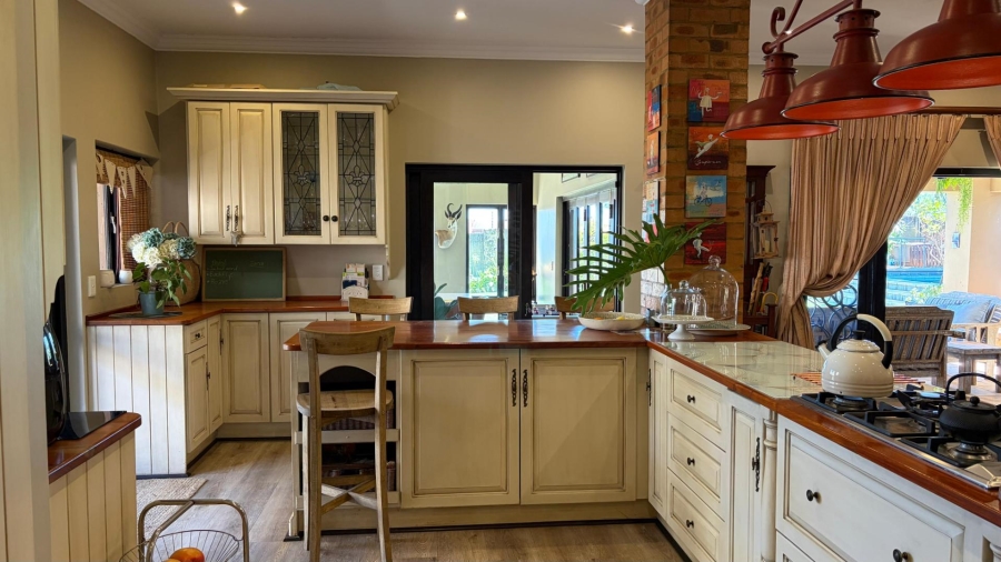 4 Bedroom Property for Sale in Clubview Gauteng