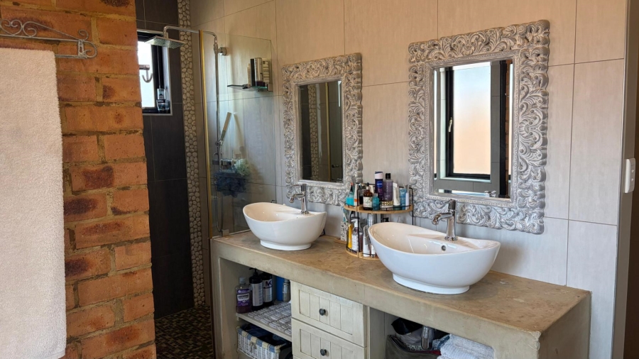 4 Bedroom Property for Sale in Clubview Gauteng