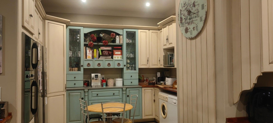 4 Bedroom Property for Sale in Clubview Gauteng