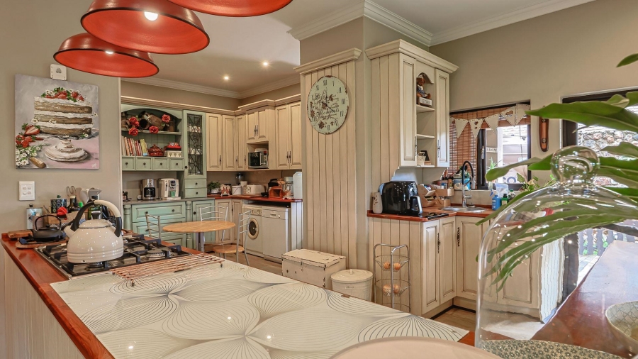 4 Bedroom Property for Sale in Clubview Gauteng