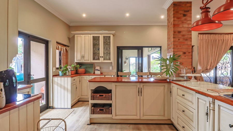 4 Bedroom Property for Sale in Clubview Gauteng