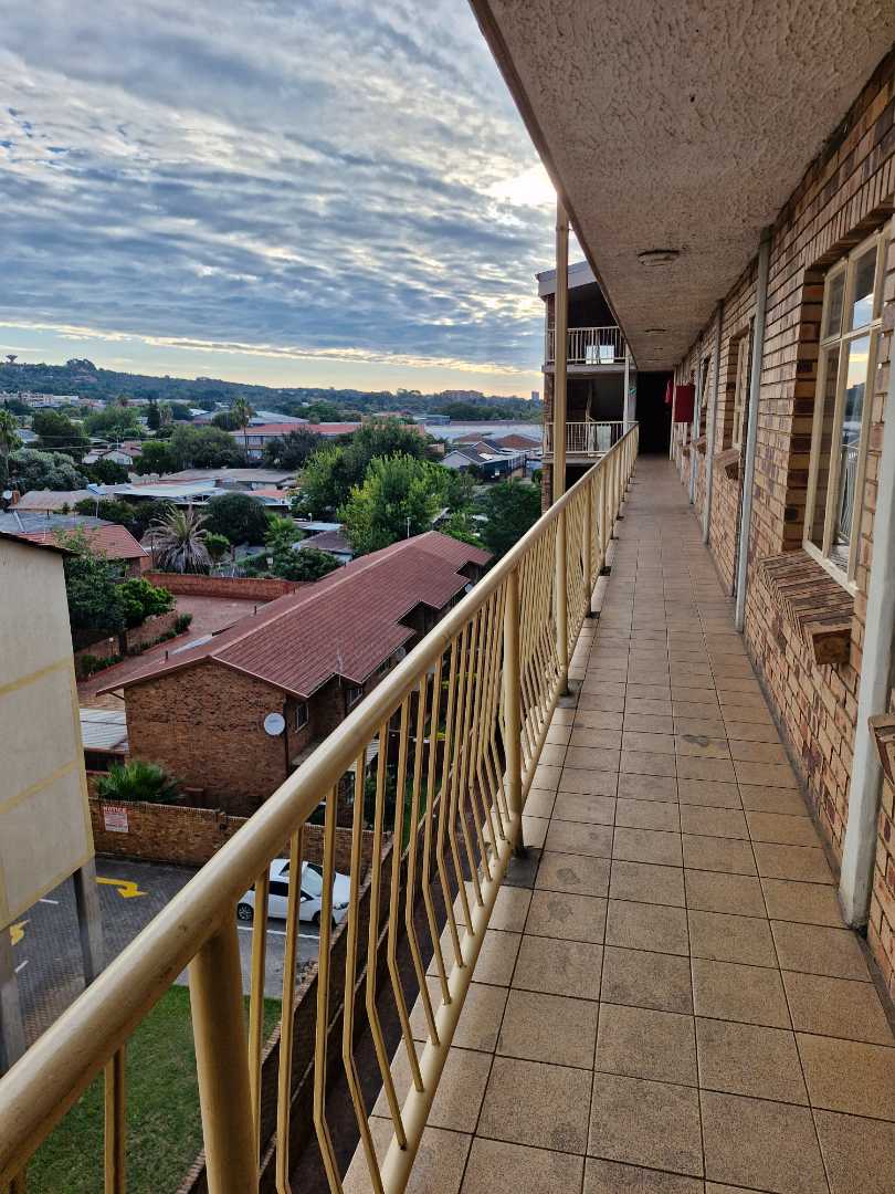 2 Bedroom Property for Sale in Silverton Gauteng
