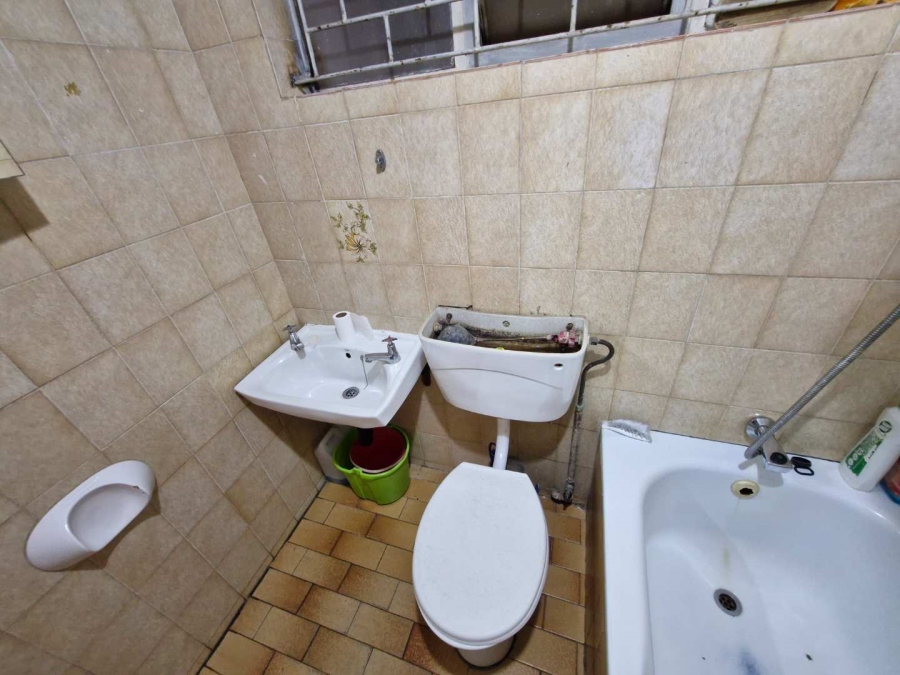 2 Bedroom Property for Sale in Silverton Gauteng