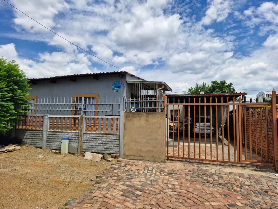 2 Bedroom Property for Sale in Eersterust Gauteng