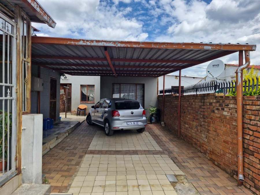 2 Bedroom Property for Sale in Eersterust Gauteng