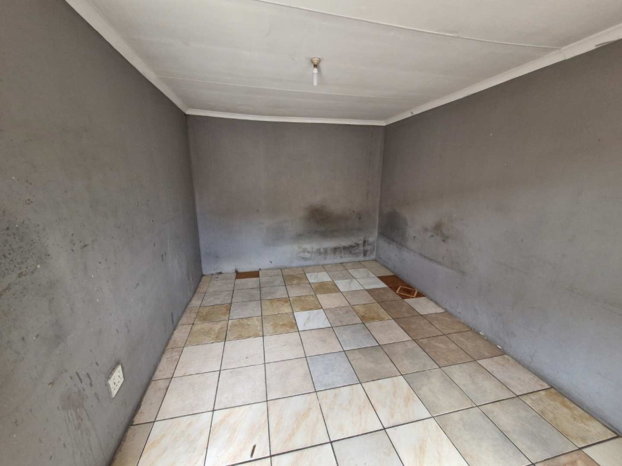 2 Bedroom Property for Sale in Eersterust Gauteng