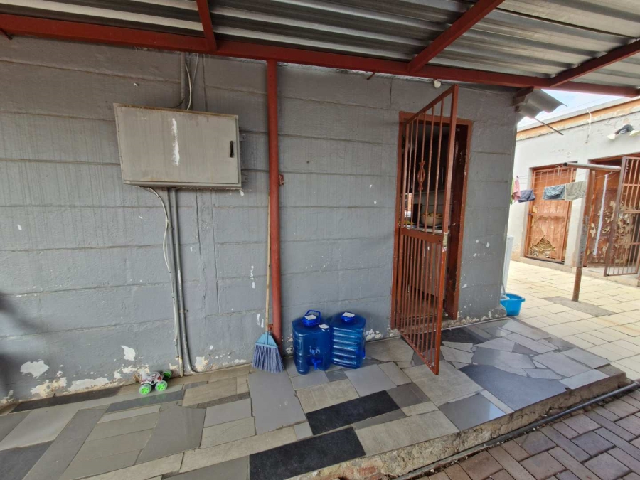 2 Bedroom Property for Sale in Eersterust Gauteng