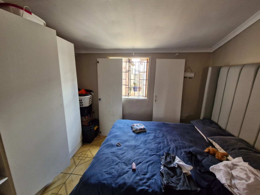 2 Bedroom Property for Sale in Eersterust Gauteng