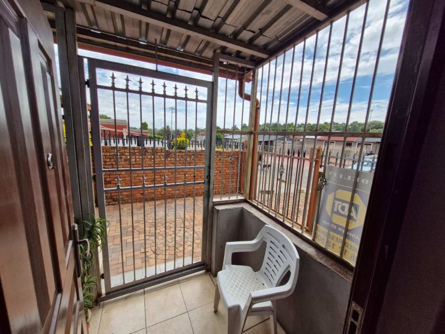 2 Bedroom Property for Sale in Eersterust Gauteng