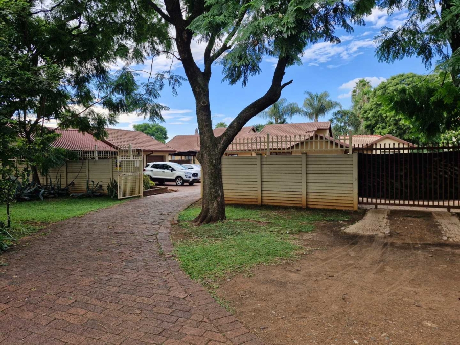 3 Bedroom Property for Sale in East Lynne Gauteng