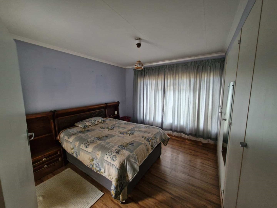 3 Bedroom Property for Sale in East Lynne Gauteng