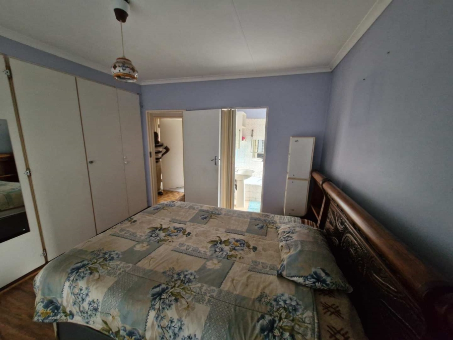 3 Bedroom Property for Sale in East Lynne Gauteng