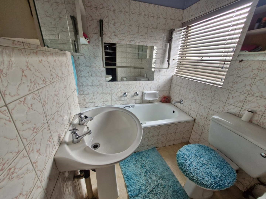 3 Bedroom Property for Sale in East Lynne Gauteng