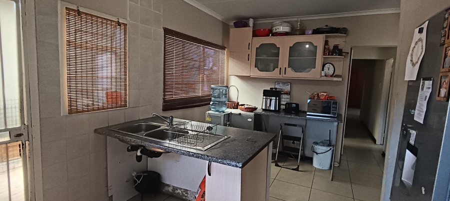 3 Bedroom Property for Sale in Albertville Gauteng