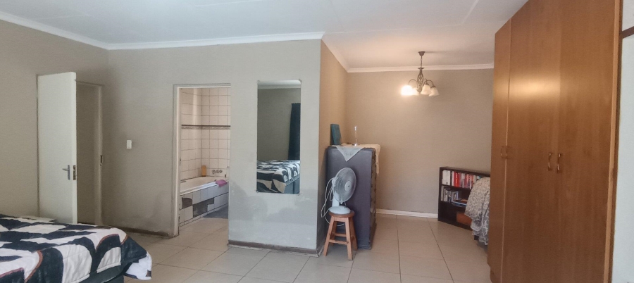 3 Bedroom Property for Sale in Albertville Gauteng