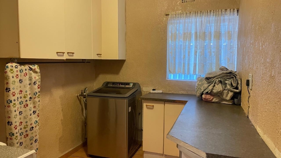 4 Bedroom Property for Sale in Esther Park Gauteng