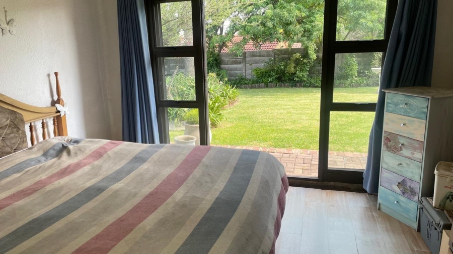 4 Bedroom Property for Sale in Esther Park Gauteng