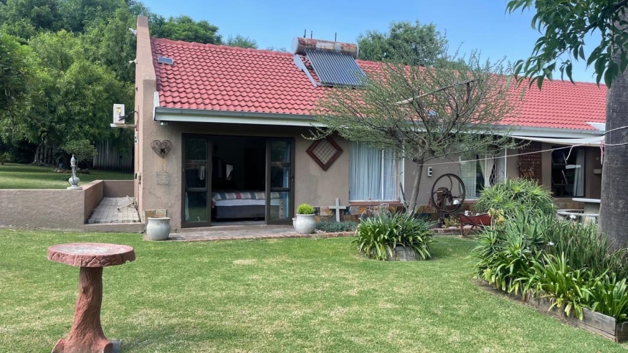 4 Bedroom Property for Sale in Esther Park Gauteng