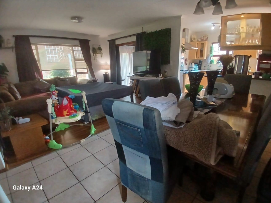 3 Bedroom Property for Sale in Van Riebeeck Park Gauteng