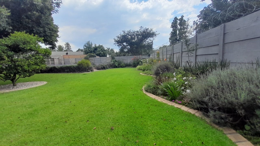 4 Bedroom Property for Sale in Birchleigh Gauteng