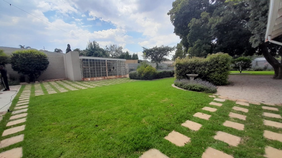 4 Bedroom Property for Sale in Birchleigh Gauteng