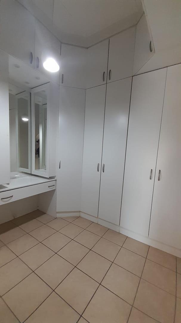 4 Bedroom Property for Sale in Birchleigh Gauteng