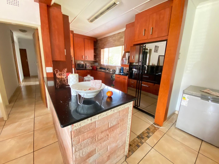 4 Bedroom Property for Sale in Birchleigh Gauteng