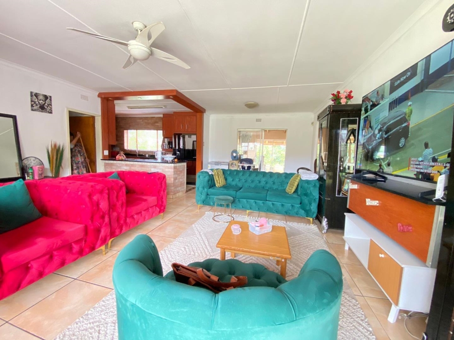 4 Bedroom Property for Sale in Birchleigh Gauteng