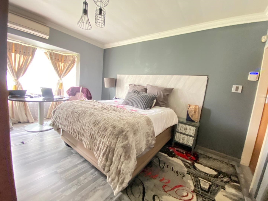 4 Bedroom Property for Sale in Birchleigh Gauteng