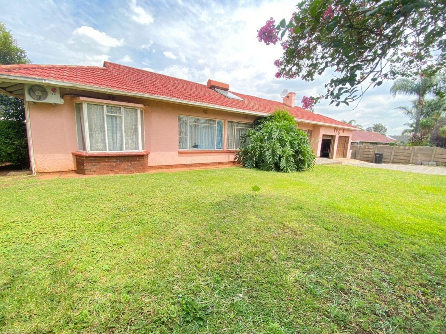 4 Bedroom Property for Sale in Birchleigh Gauteng