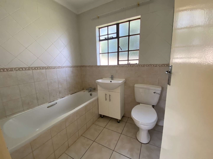To Let 2 Bedroom Property for Rent in Roodepoort West Gauteng