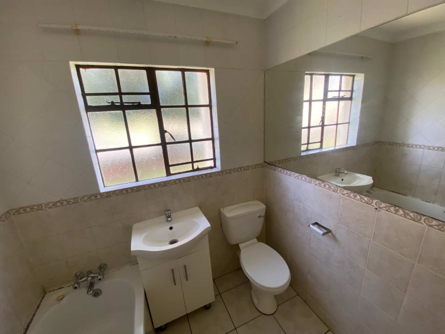 To Let 2 Bedroom Property for Rent in Roodepoort West Gauteng