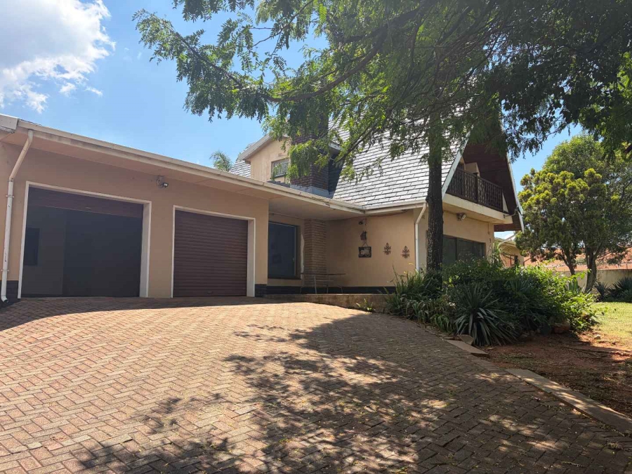 4 Bedroom Property for Sale in Noordheuwel Gauteng