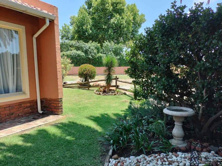 2 Bedroom Property for Sale in Alan Manor Gauteng