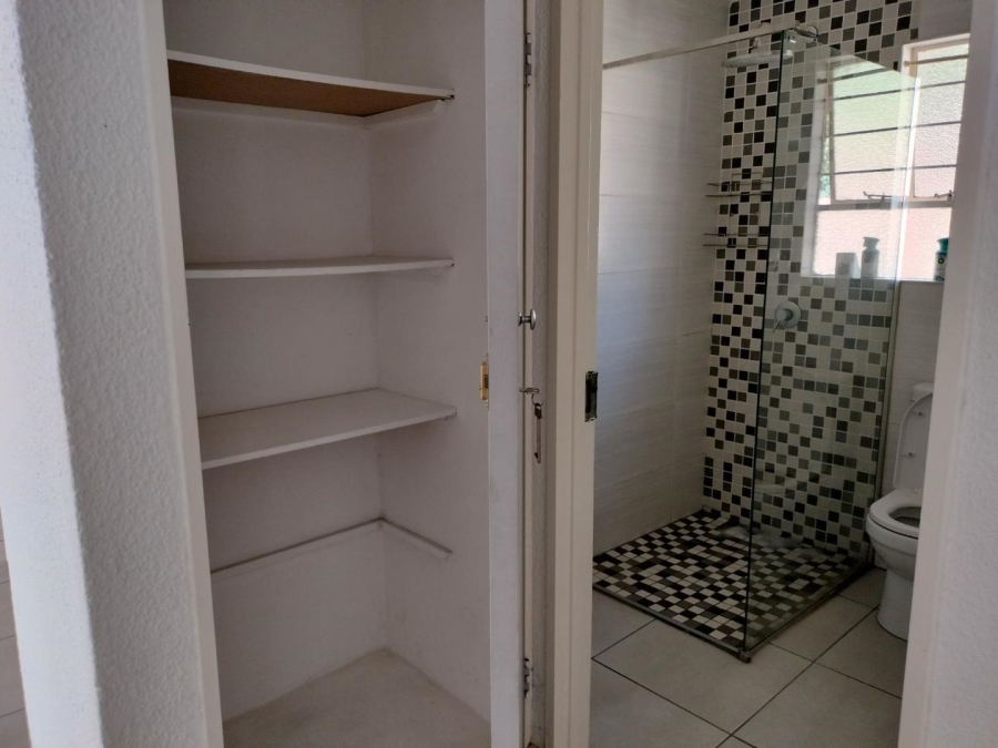 2 Bedroom Property for Sale in Alan Manor Gauteng