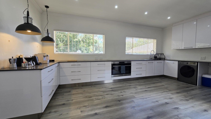 3 Bedroom Property for Sale in Albemarle Ext 2 Gauteng