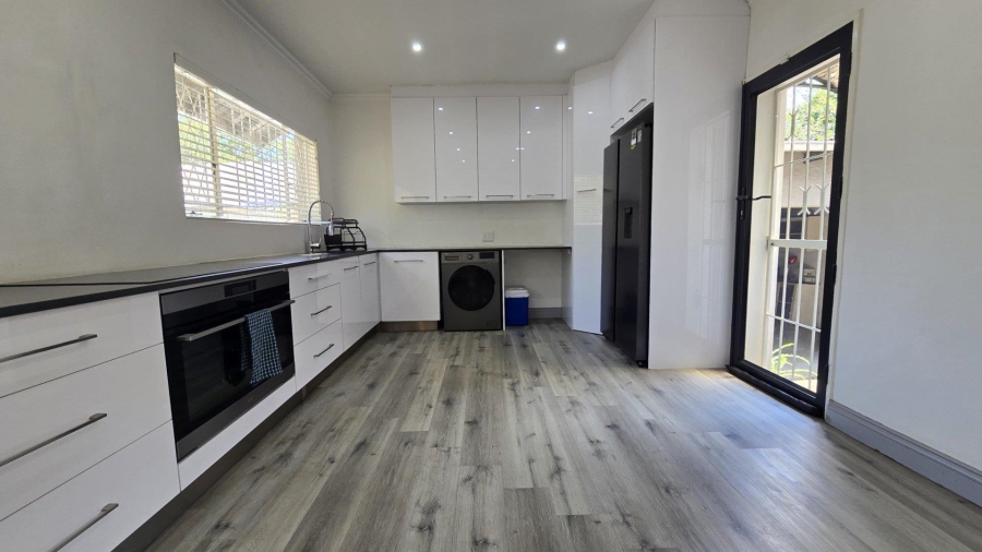 3 Bedroom Property for Sale in Albemarle Ext 2 Gauteng