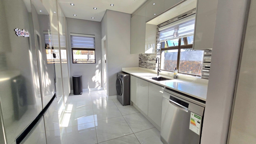 4 Bedroom Property for Sale in Meyersdal Gauteng