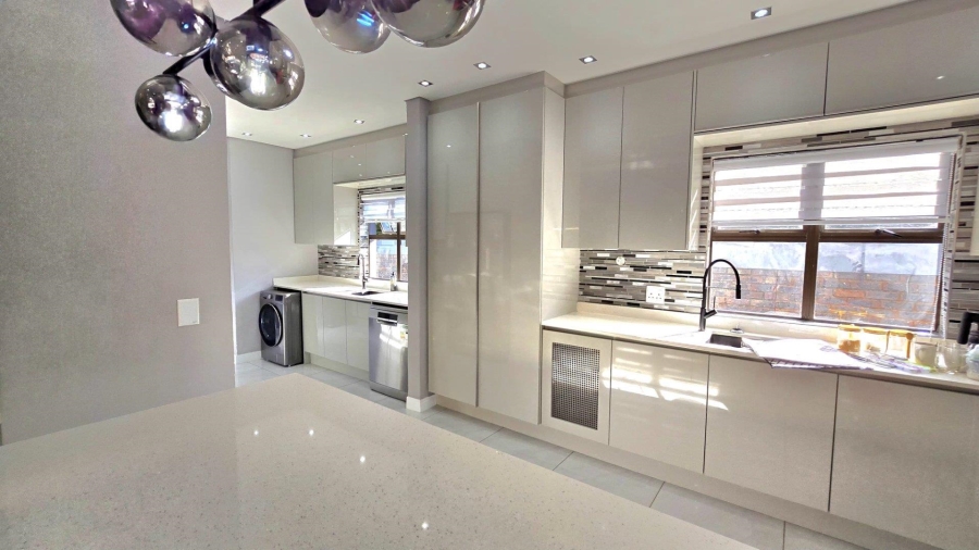 4 Bedroom Property for Sale in Meyersdal Gauteng