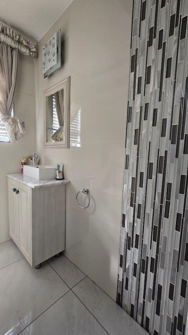 4 Bedroom Property for Sale in Meyersdal Gauteng